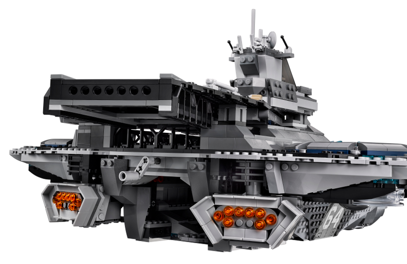 Illustration for article titled The Lego SHIELD Helicarrier is real and amazing